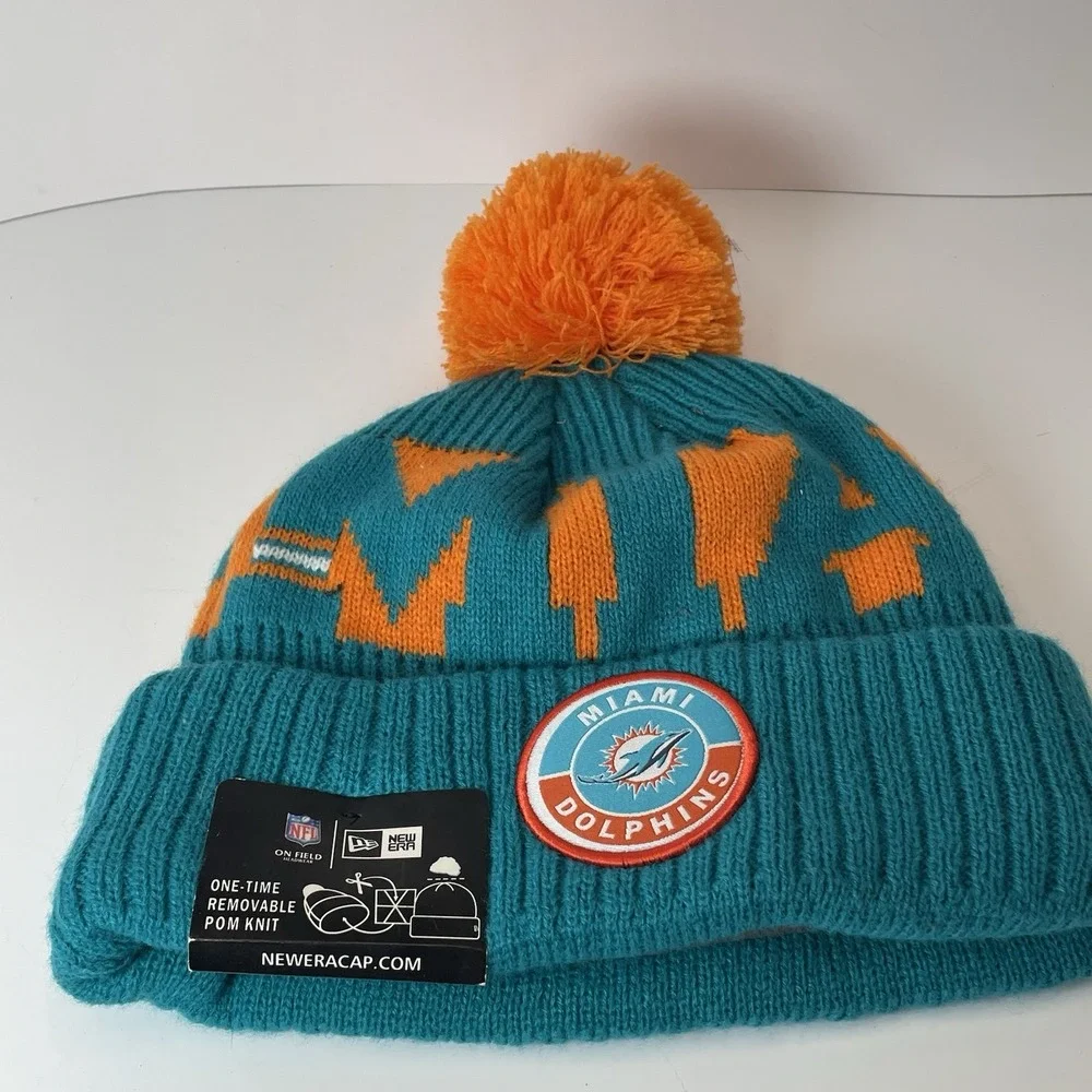 Miami DolphinsTeam Issued NFL NEW ERA Logo Beanie One Size Fits All Orange‎ Pom